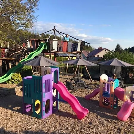 Dum Alois - Pro Deti A Jejich Rodice Gasthof 3*